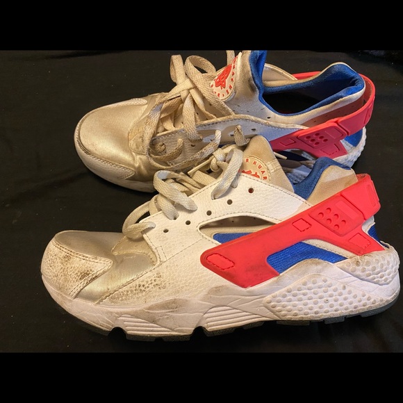 Nike - Picture 2 of 4